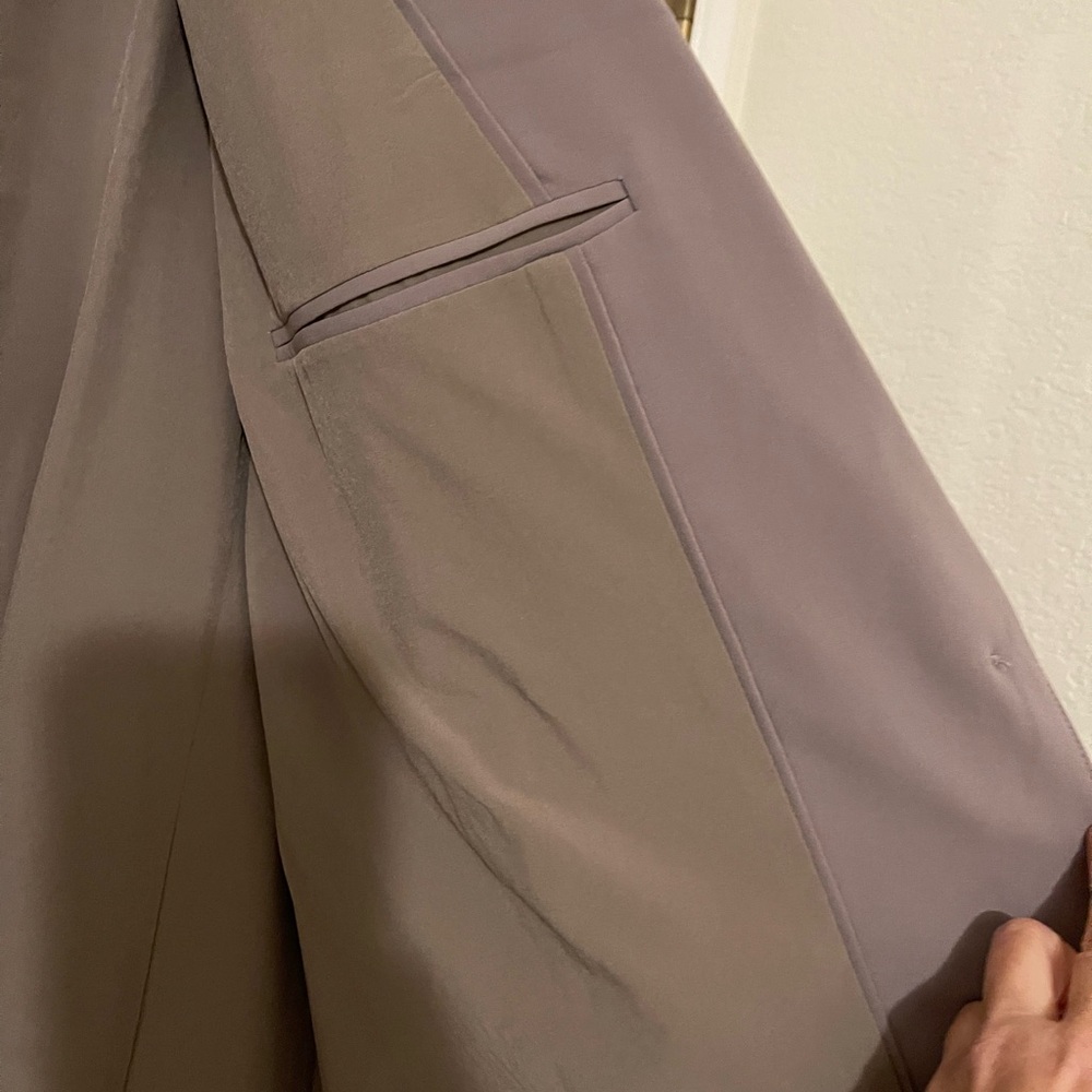 Athleta MVP Blazer . suitable for both work and casual outings. versatile design - Picture 15 of 16